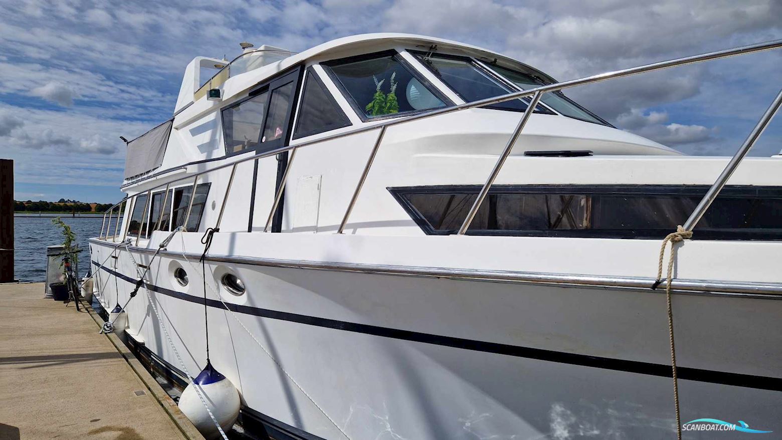 Vantare 53 Pilothouse