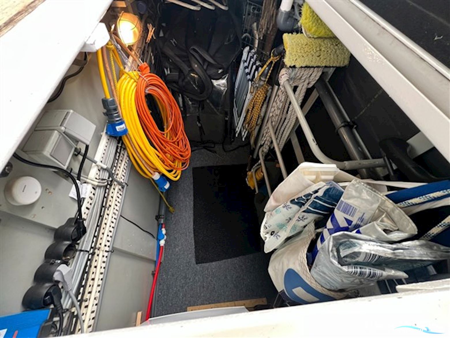 Vdl Pilot 50 - Open Kuip
