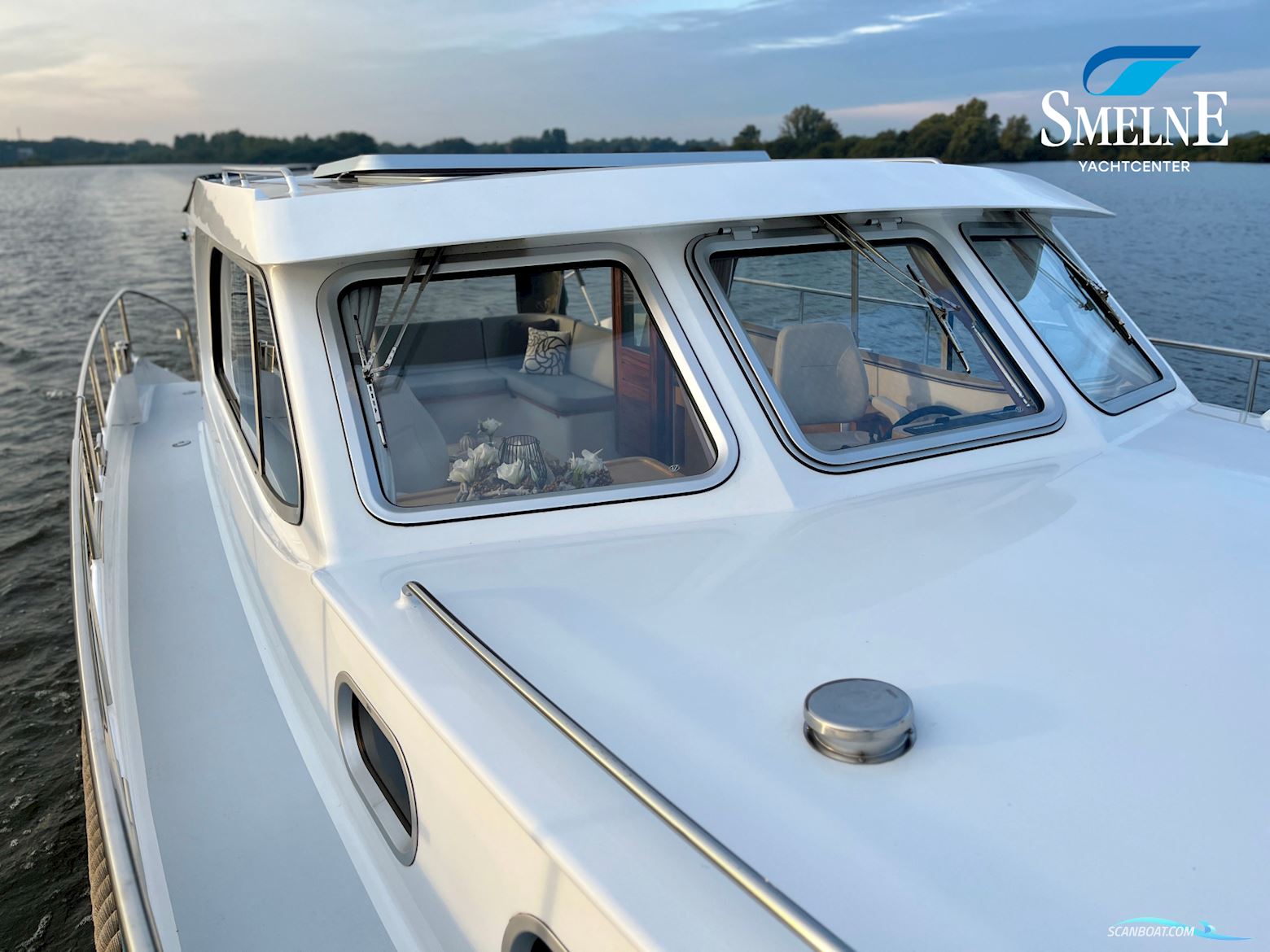 Vedette 11.30 Salon Classic Line