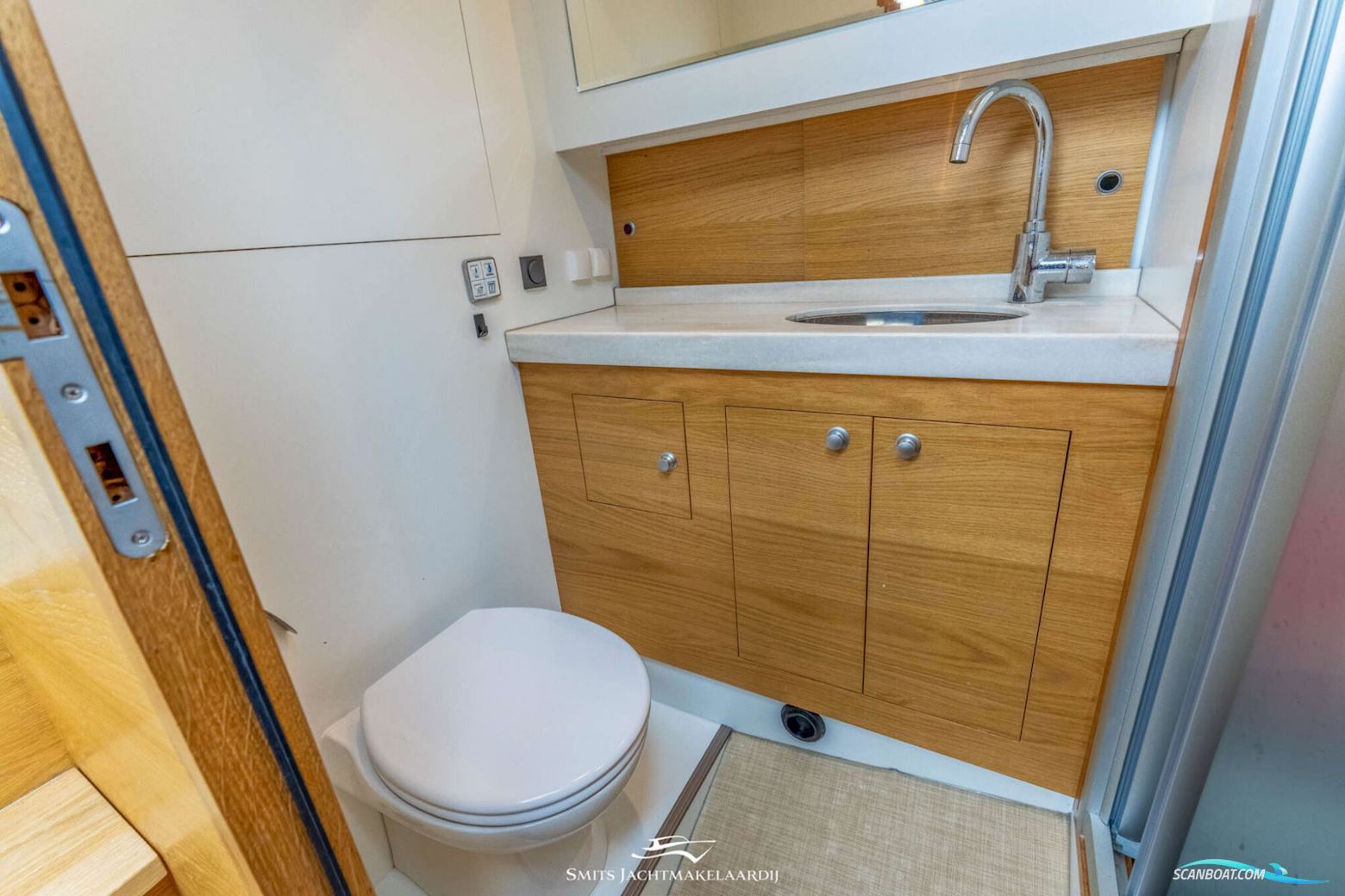 Vedette 33 Salon Comfort Line