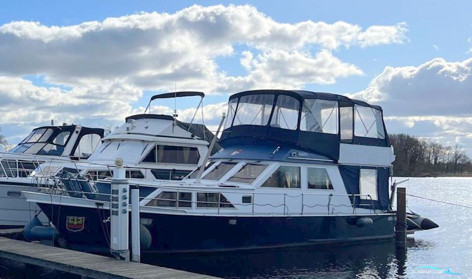 Veerdörn 13.00 Flybridge