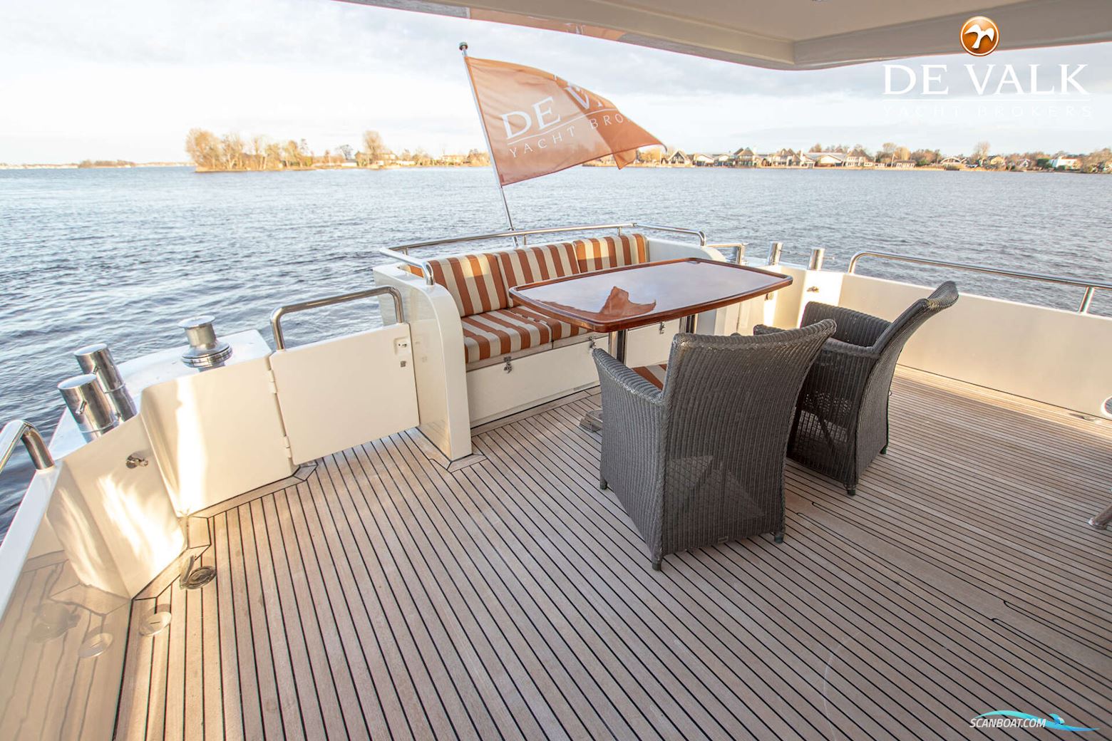 Vennekens Trawler 1800