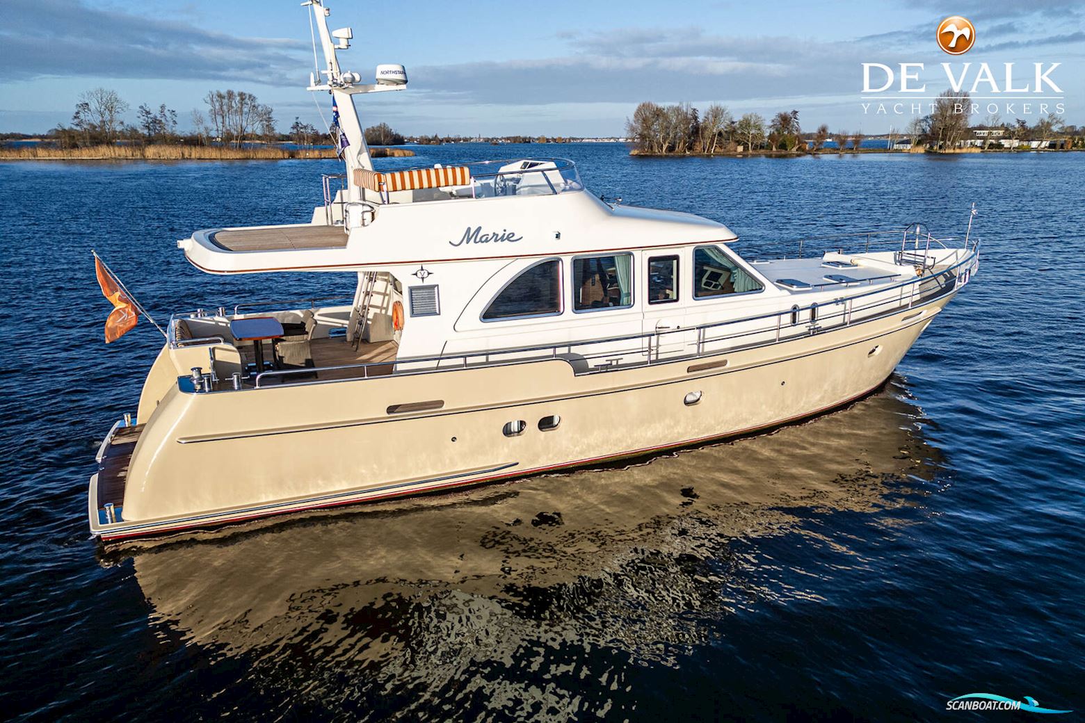 Vennekens Trawler 1800