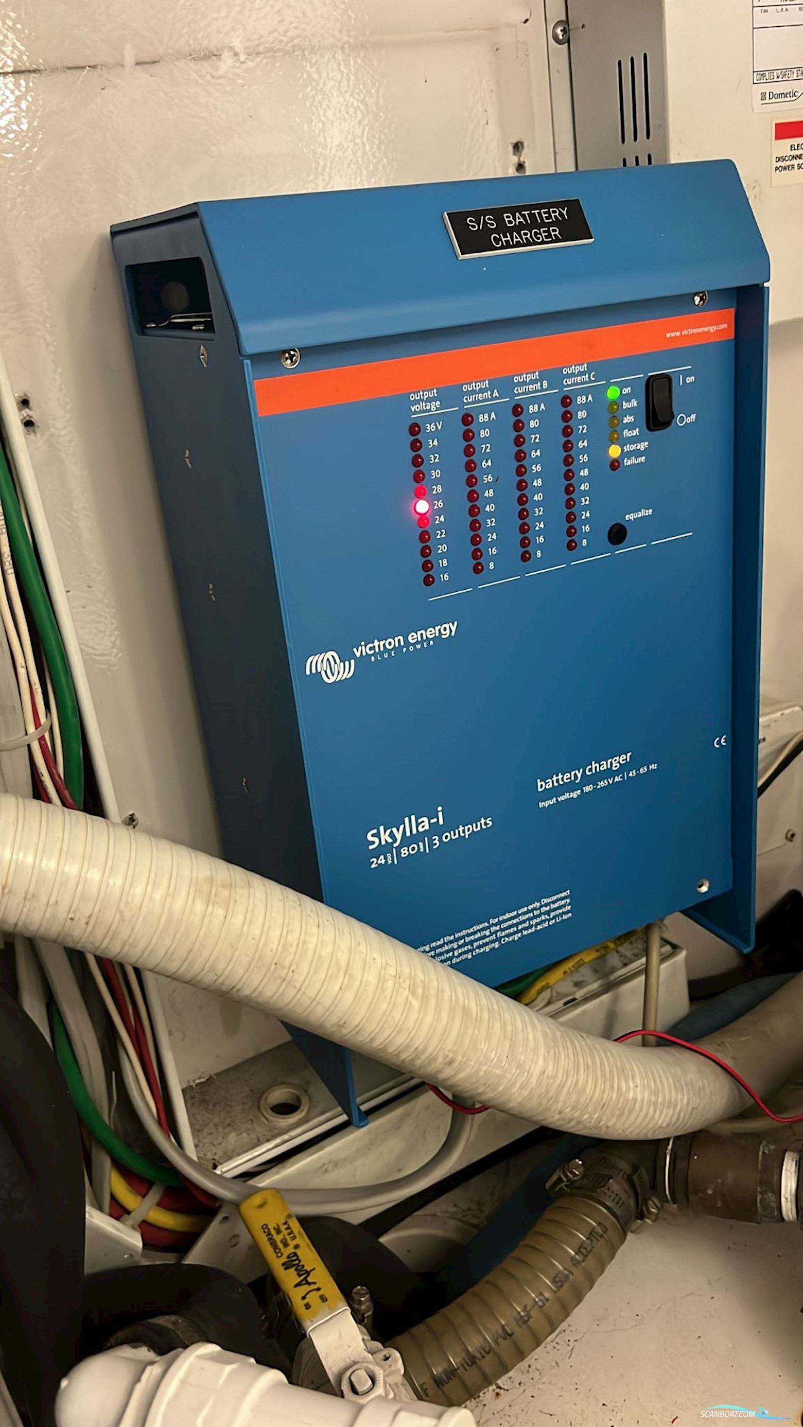 Viking 52 Convertible