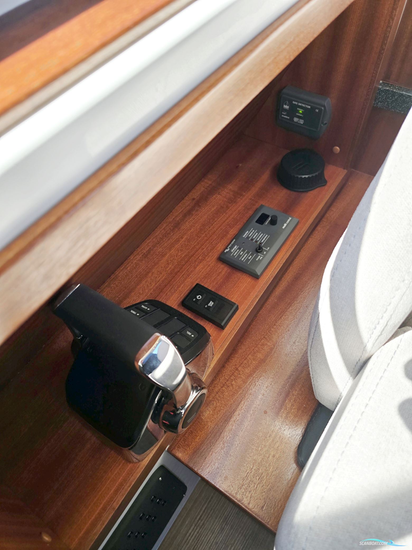 Viknes 1030 HT Panorama 2026