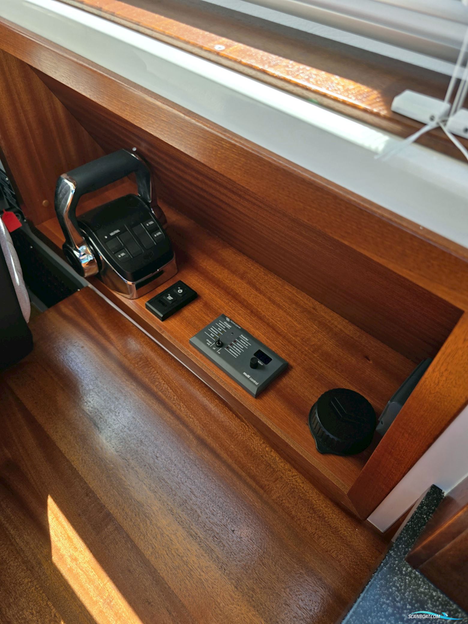Viknes 1030 HT Panorama 2026