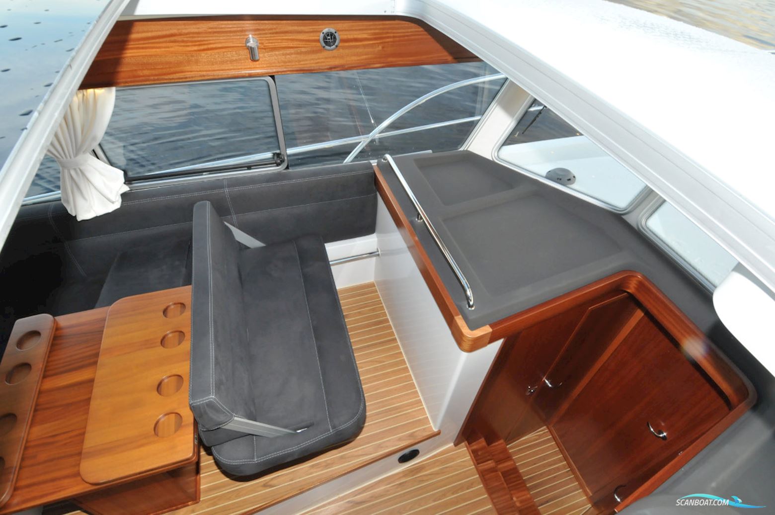 Viknes 1080 Panorama NY