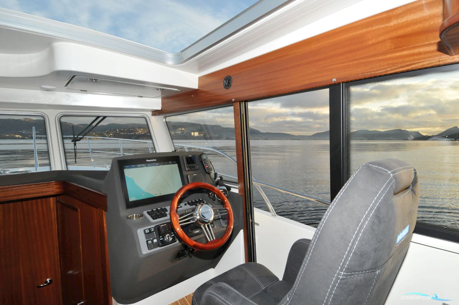 Viknes 1080 Panorama NY