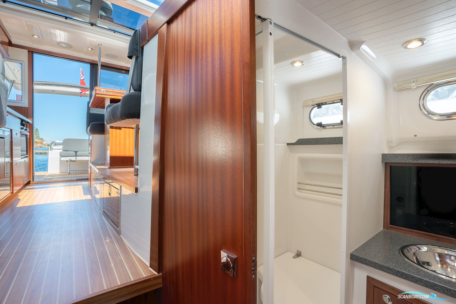 Viknes 1080 Panorama