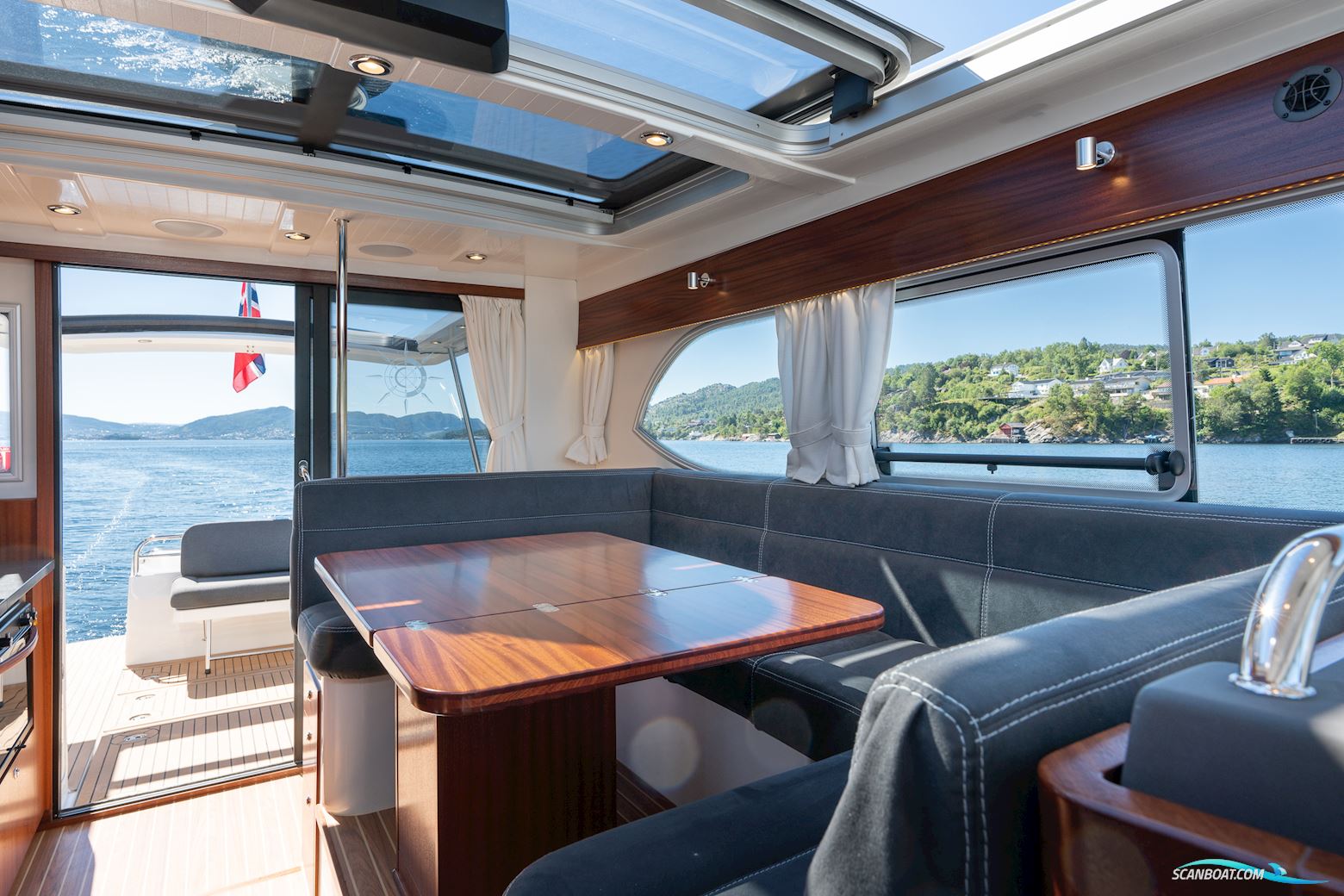 Viknes 1080 Panorama