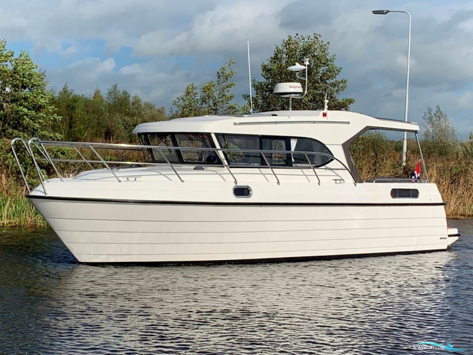 Viknes 930, Diesel V8 370hk