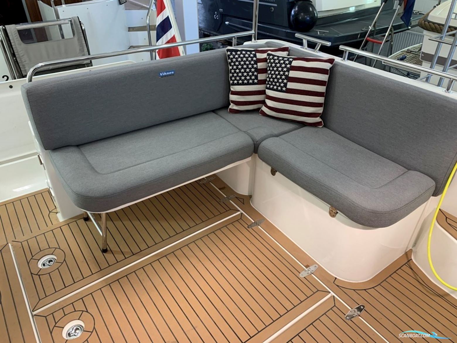 Viknes 930, Diesel V8 370hk, Solgt