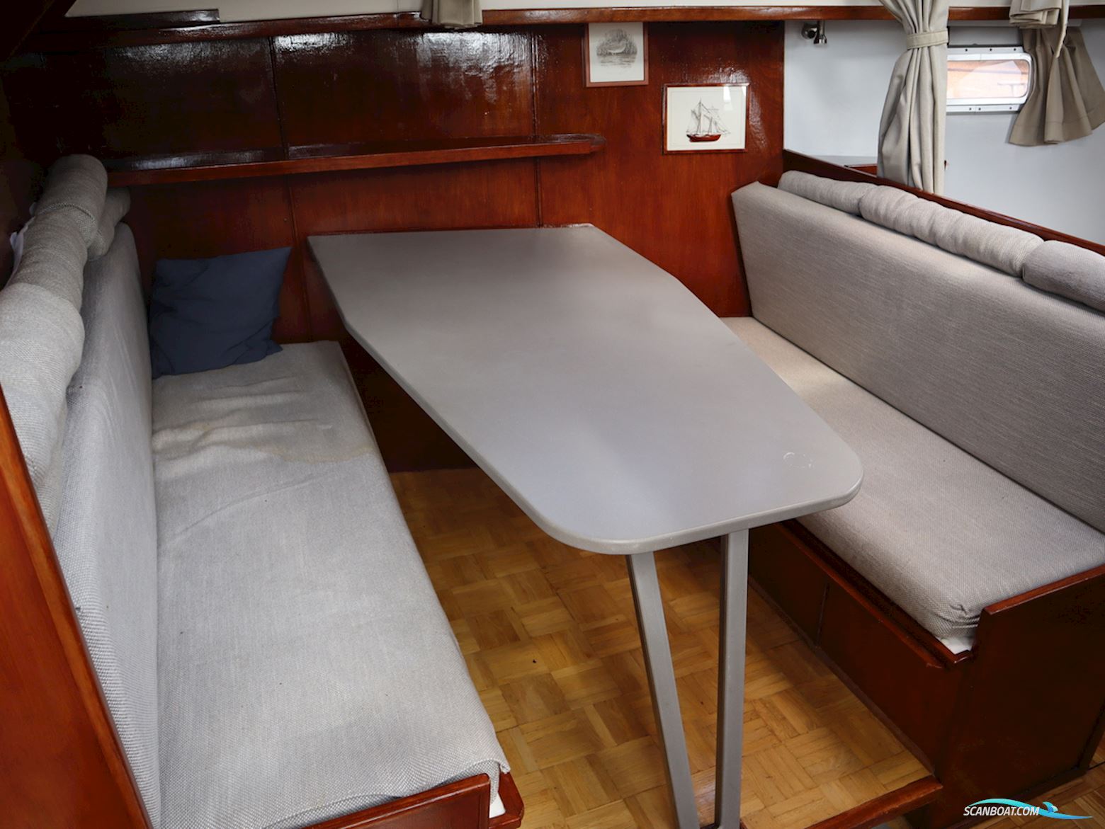 Vissers Trawler 1050