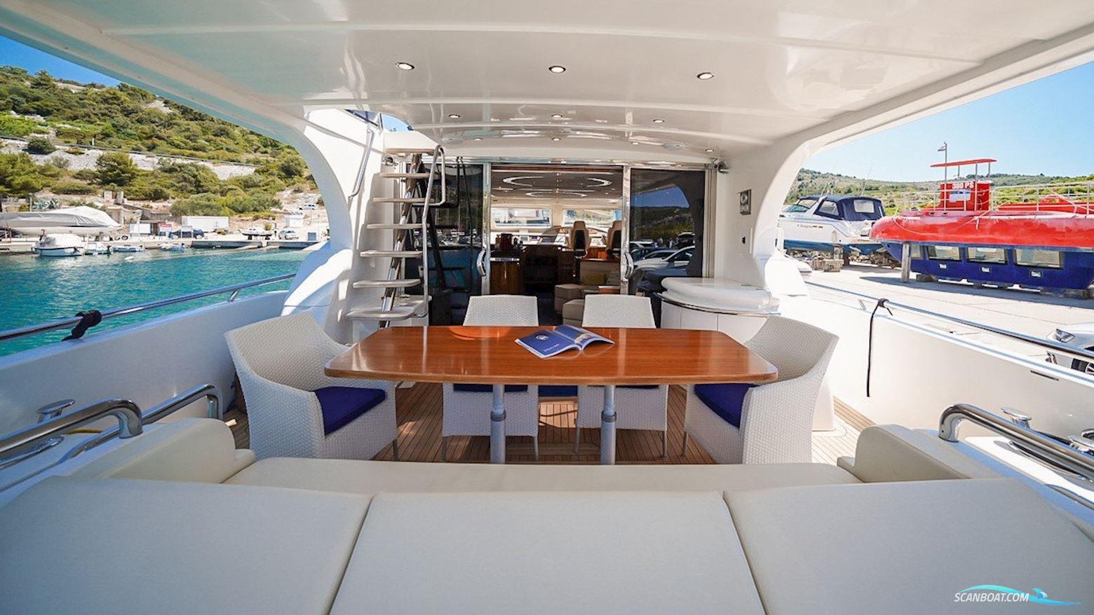 Vitech 72 Fly - 5 Kabinen