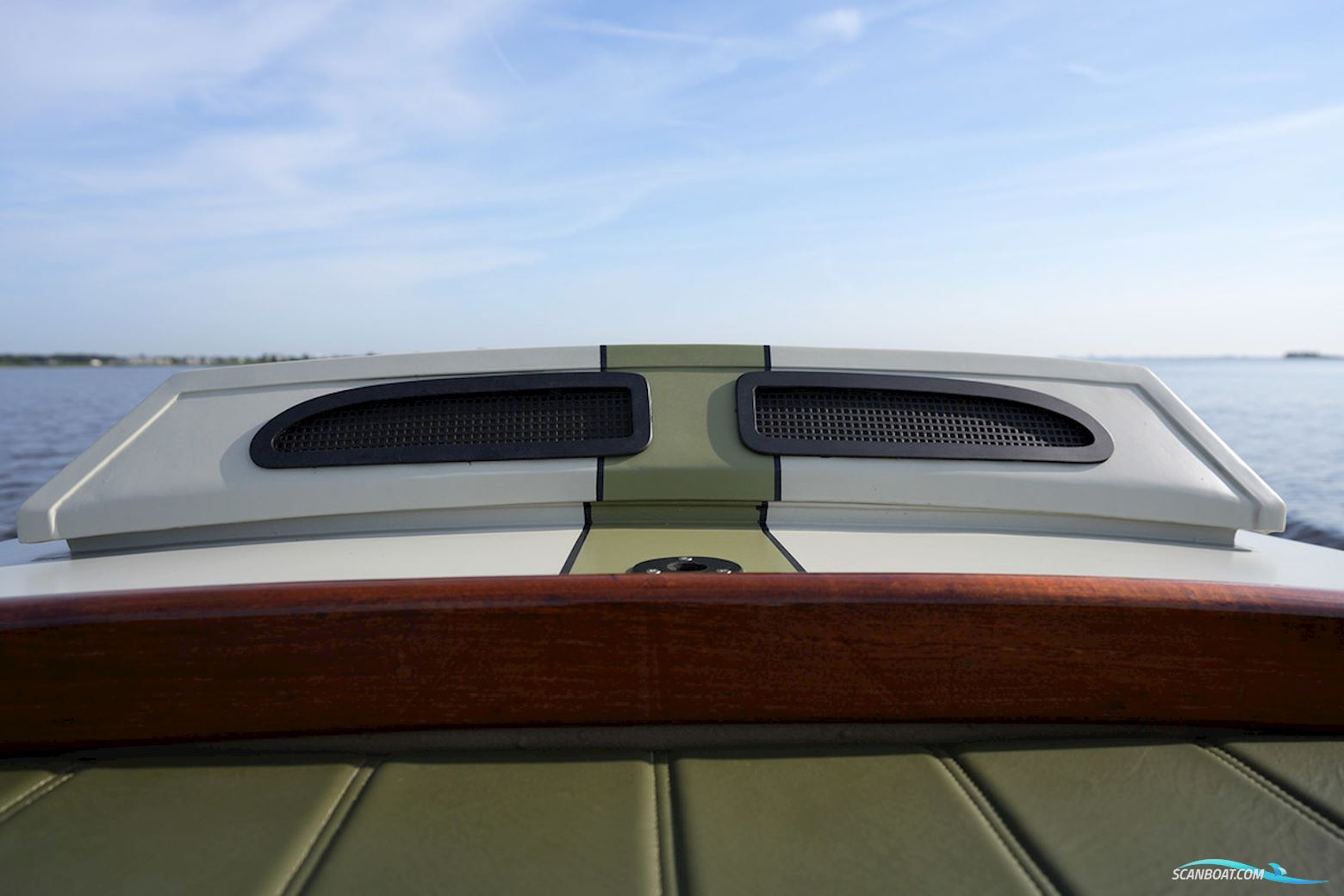 Volga Draagvleugelboot