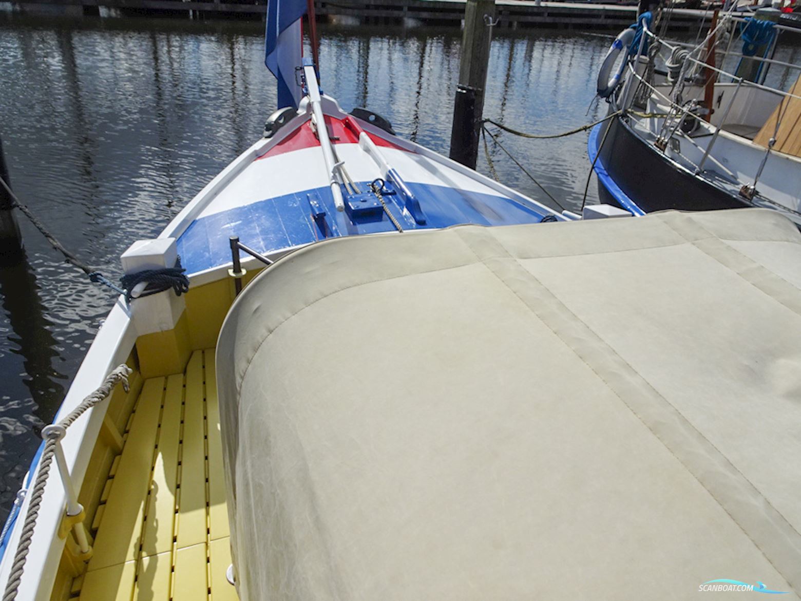Voormalig Strand Reddingboot 10.32