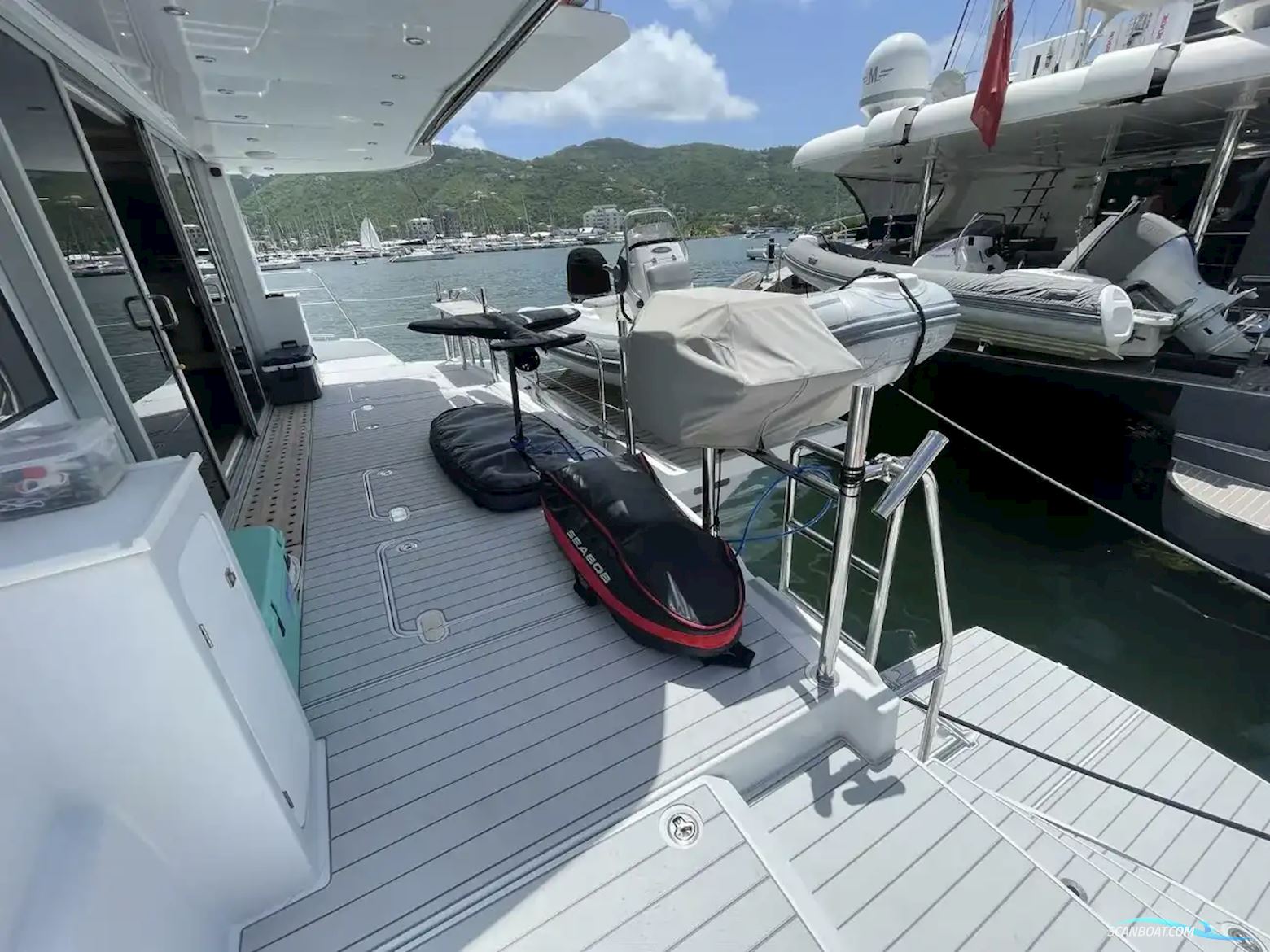 Voyage Yachts 650 Pc