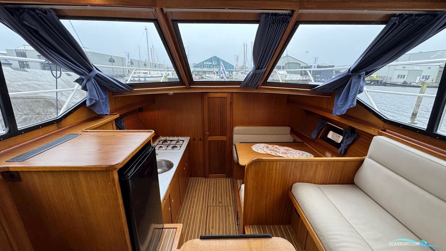 Vri-Jon 37 AK Cabrio