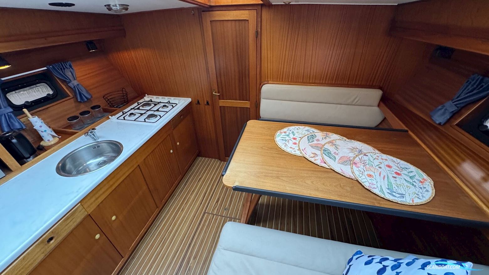 Vri-Jon 37 AK Cabrio