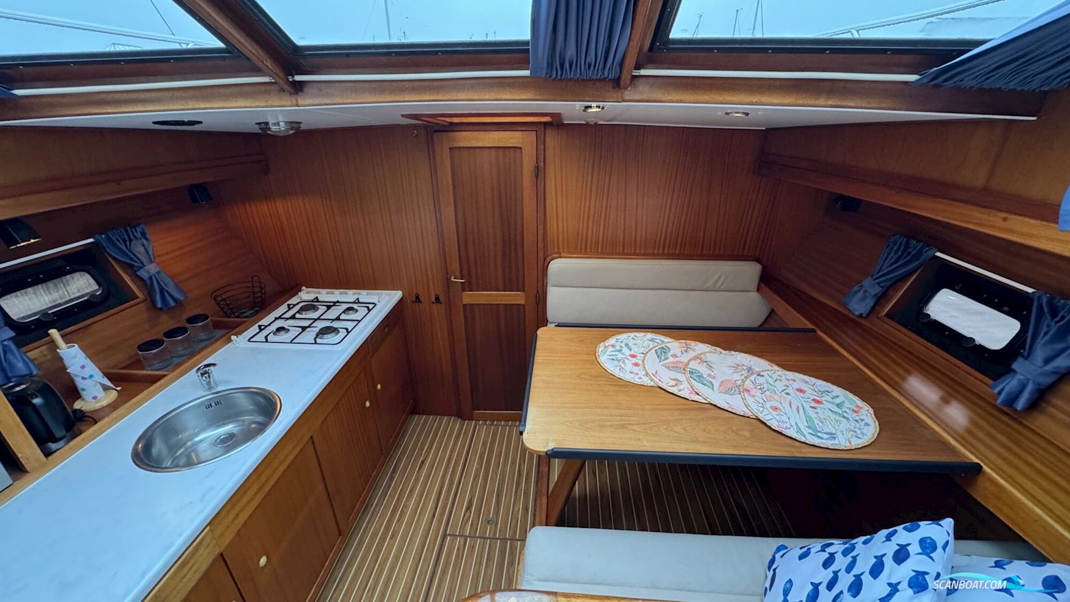 Vri-Jon 37 AK Cabrio