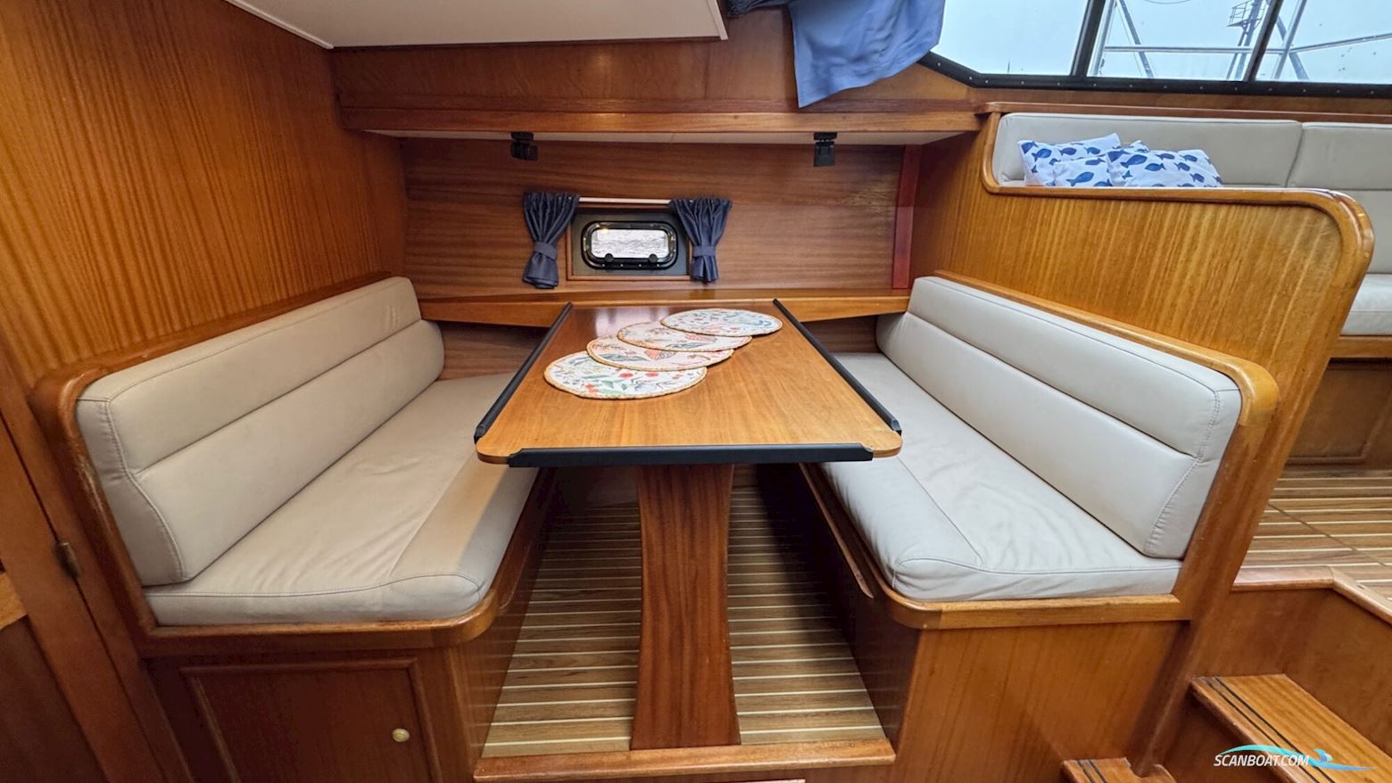 Vri-Jon 37 AK Cabrio
