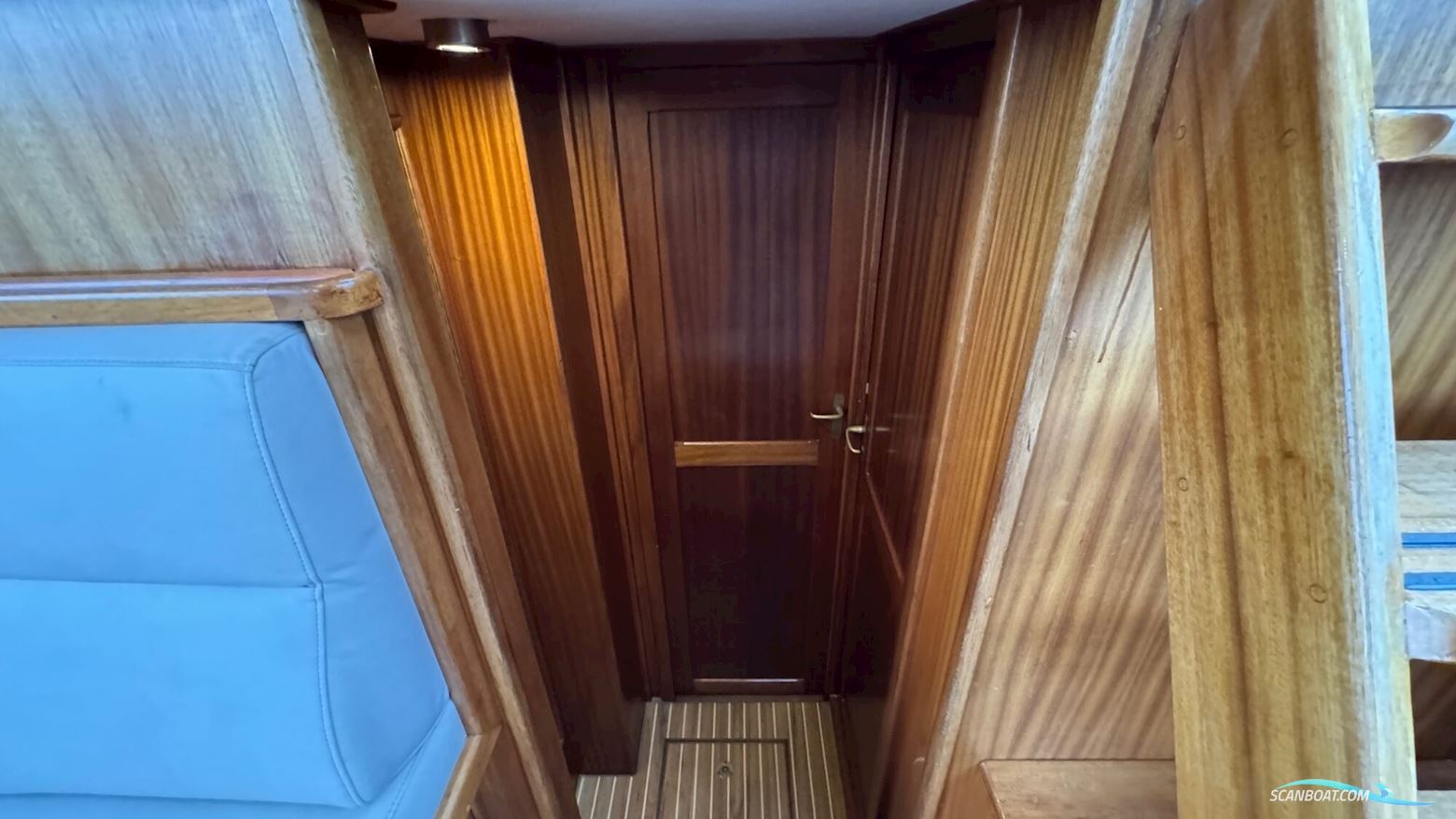 Vri-Jon 37 AK Cabrio