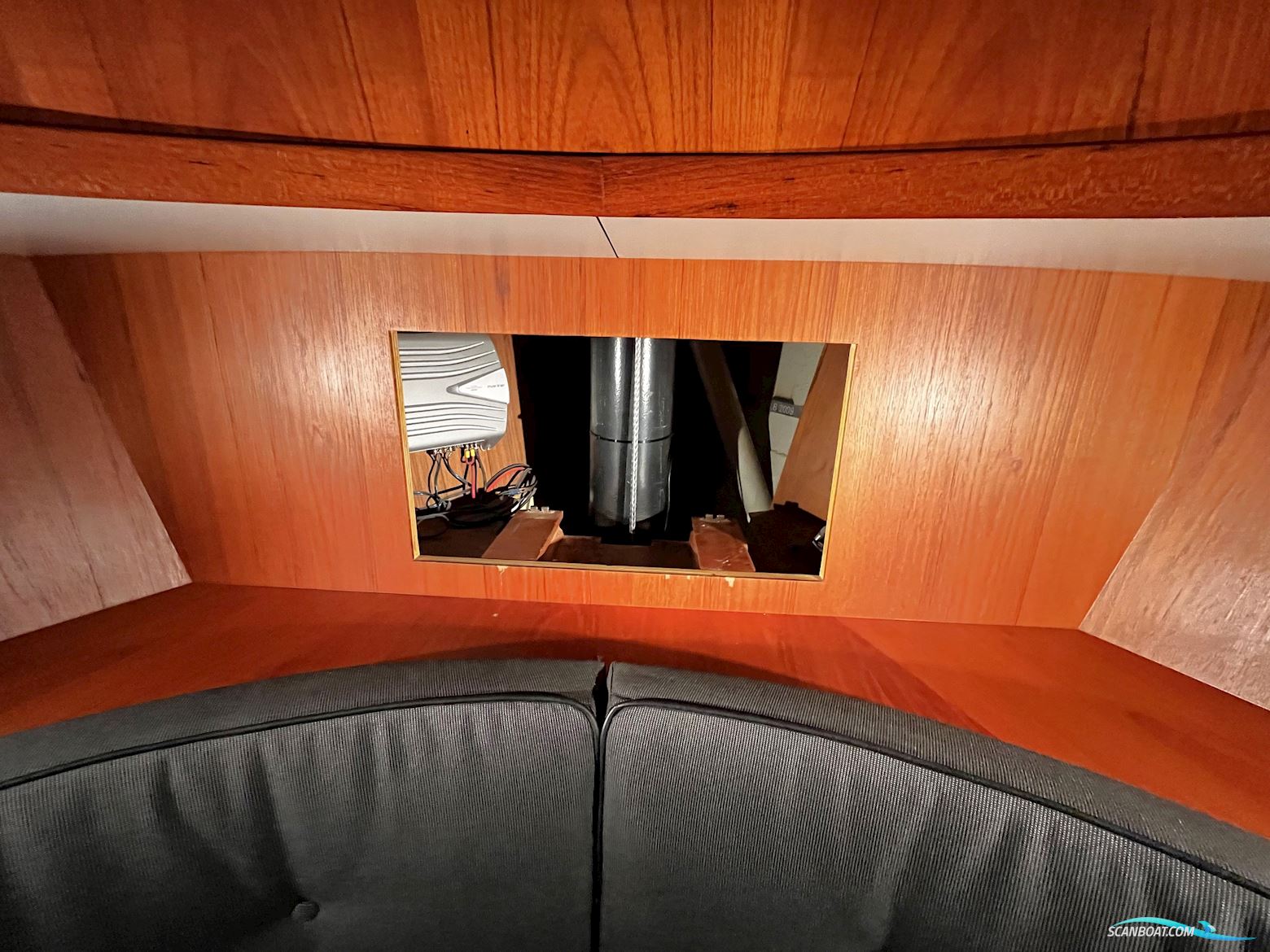 Wantij 845 Cabin