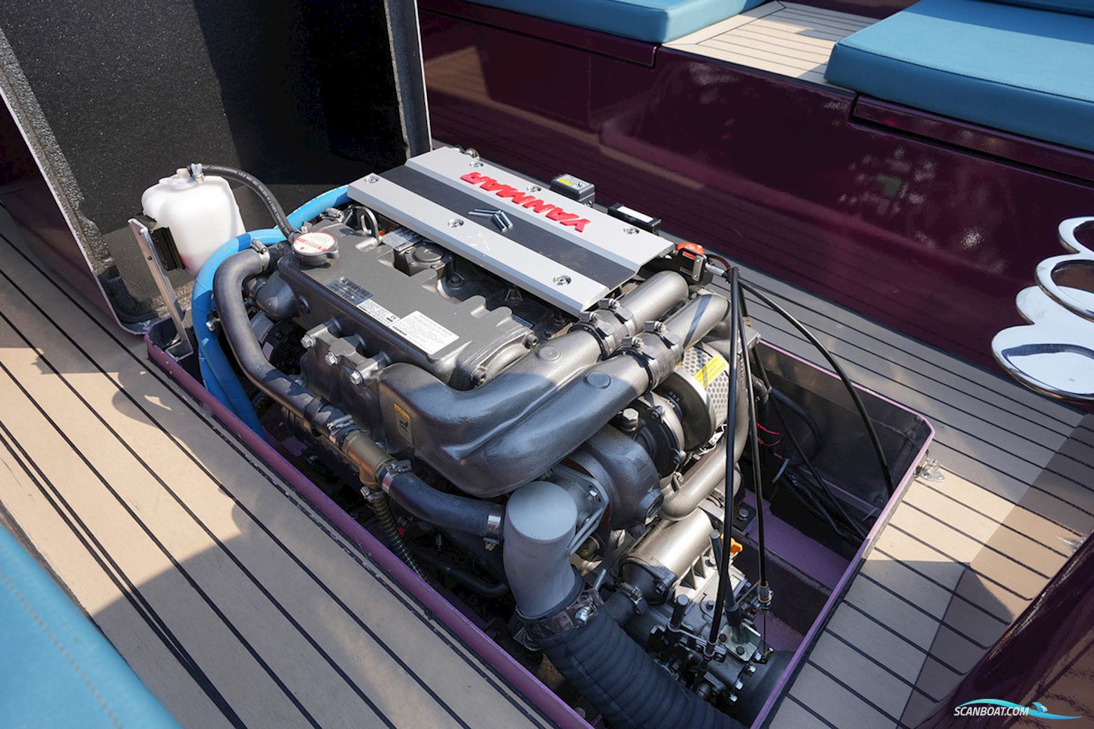 Waterman 8.0 Cabin