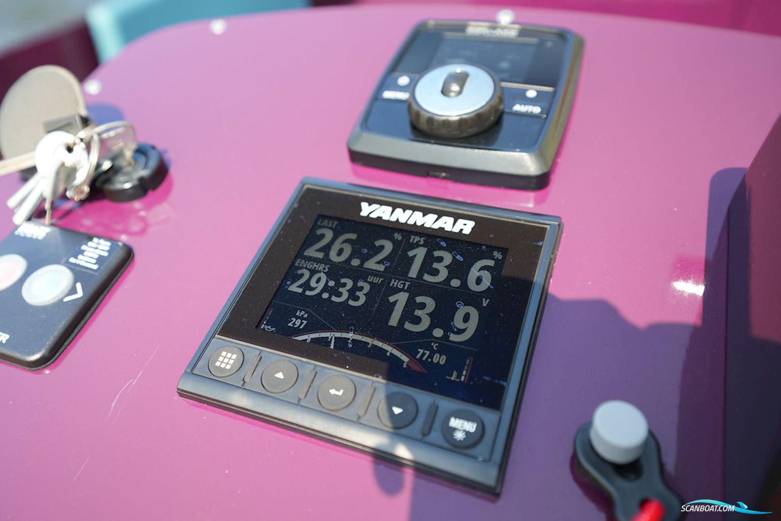 Waterman 8.0 Cabin