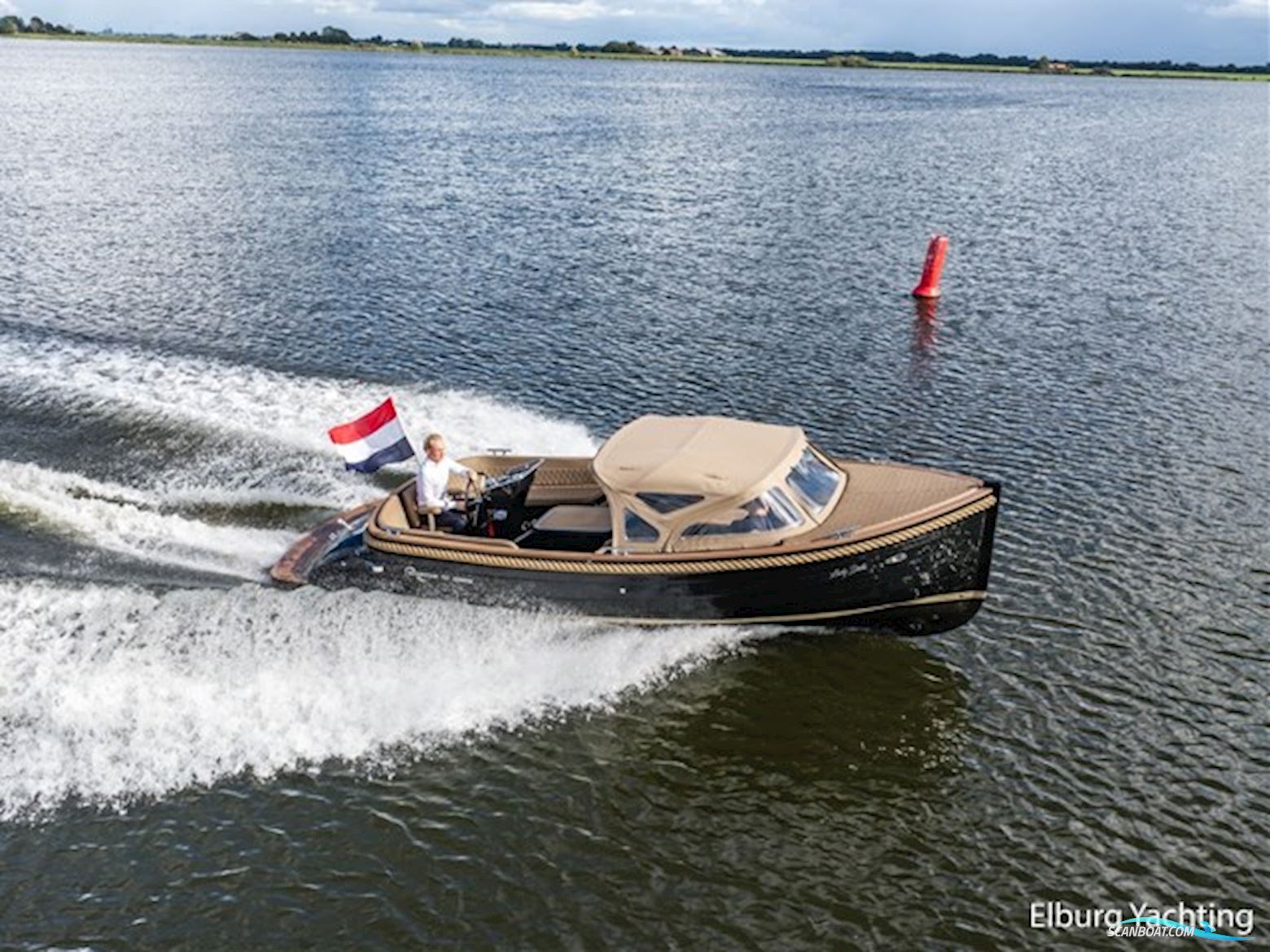 Waterspoor 717 Aviator
