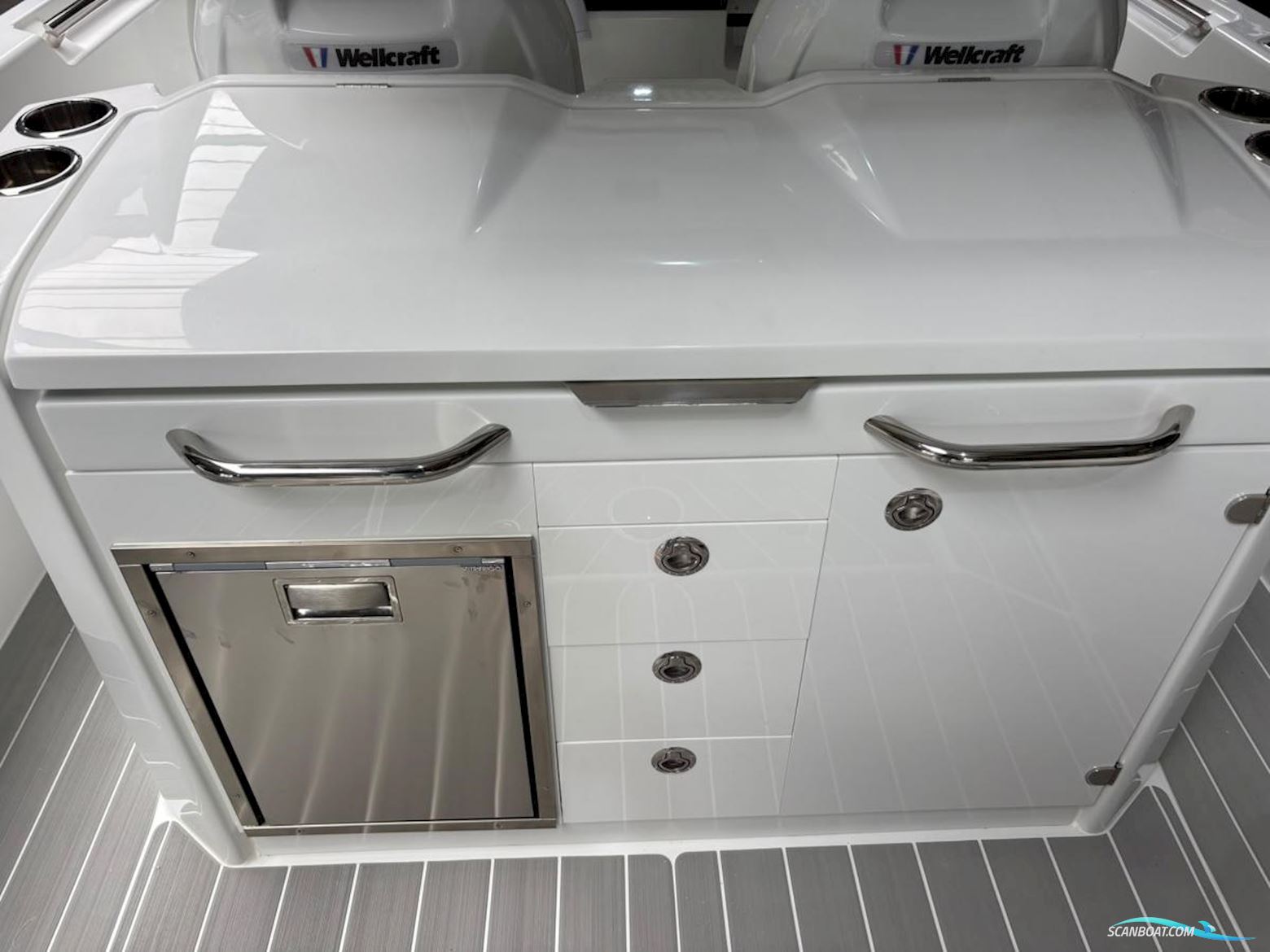 Wellcraft 28 T-Top Sport
