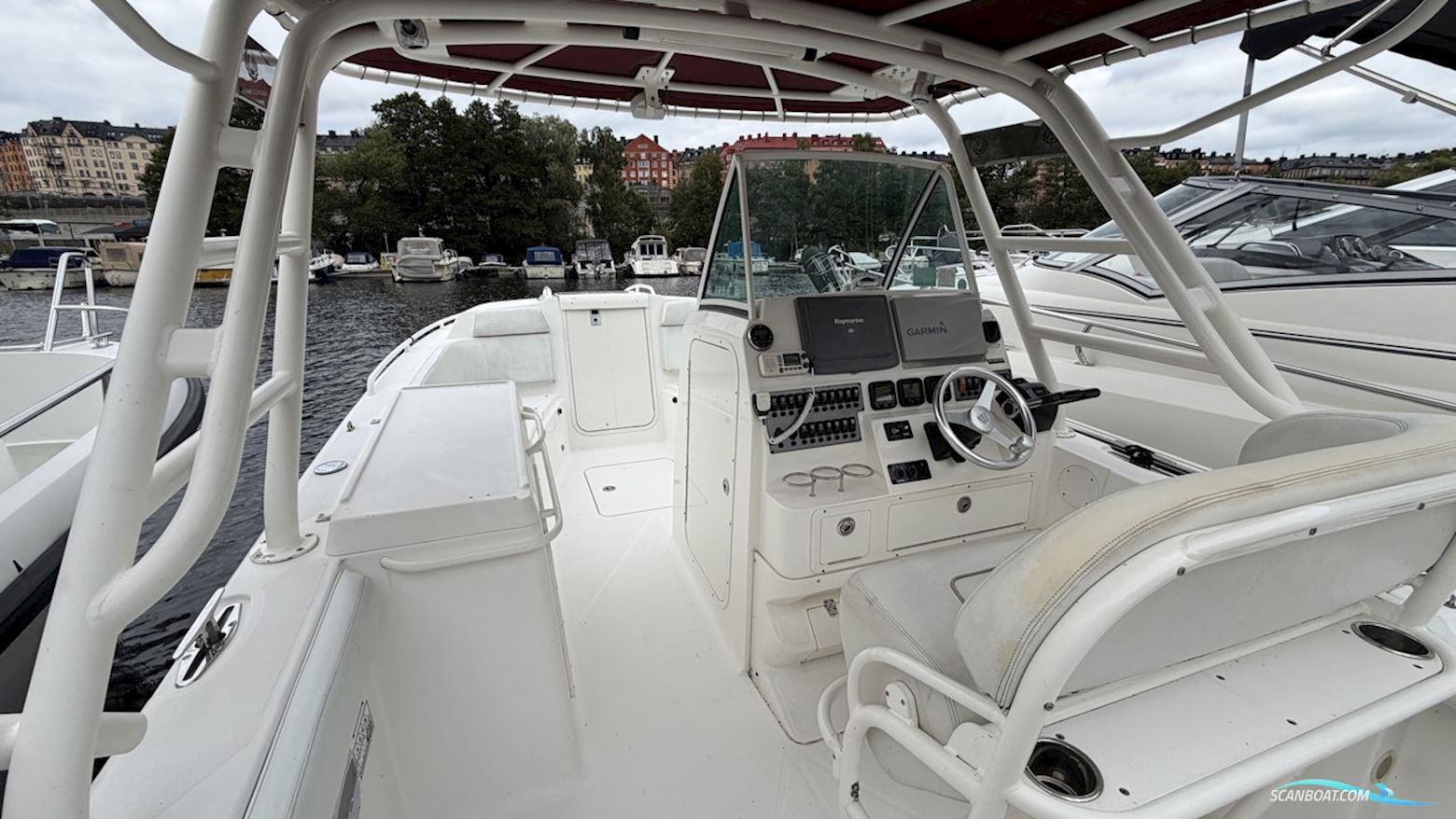 Wellcraft 302 SCARAB SPORT