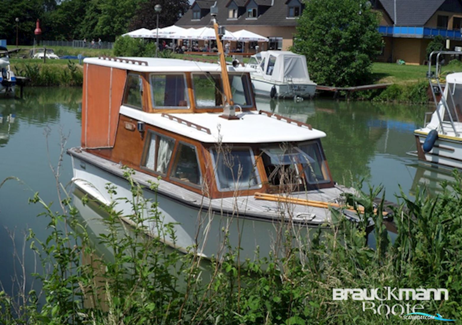 Werft Plaue Liebhaberstück Motorboat 1980, with Volkswagen Group engine, Germany