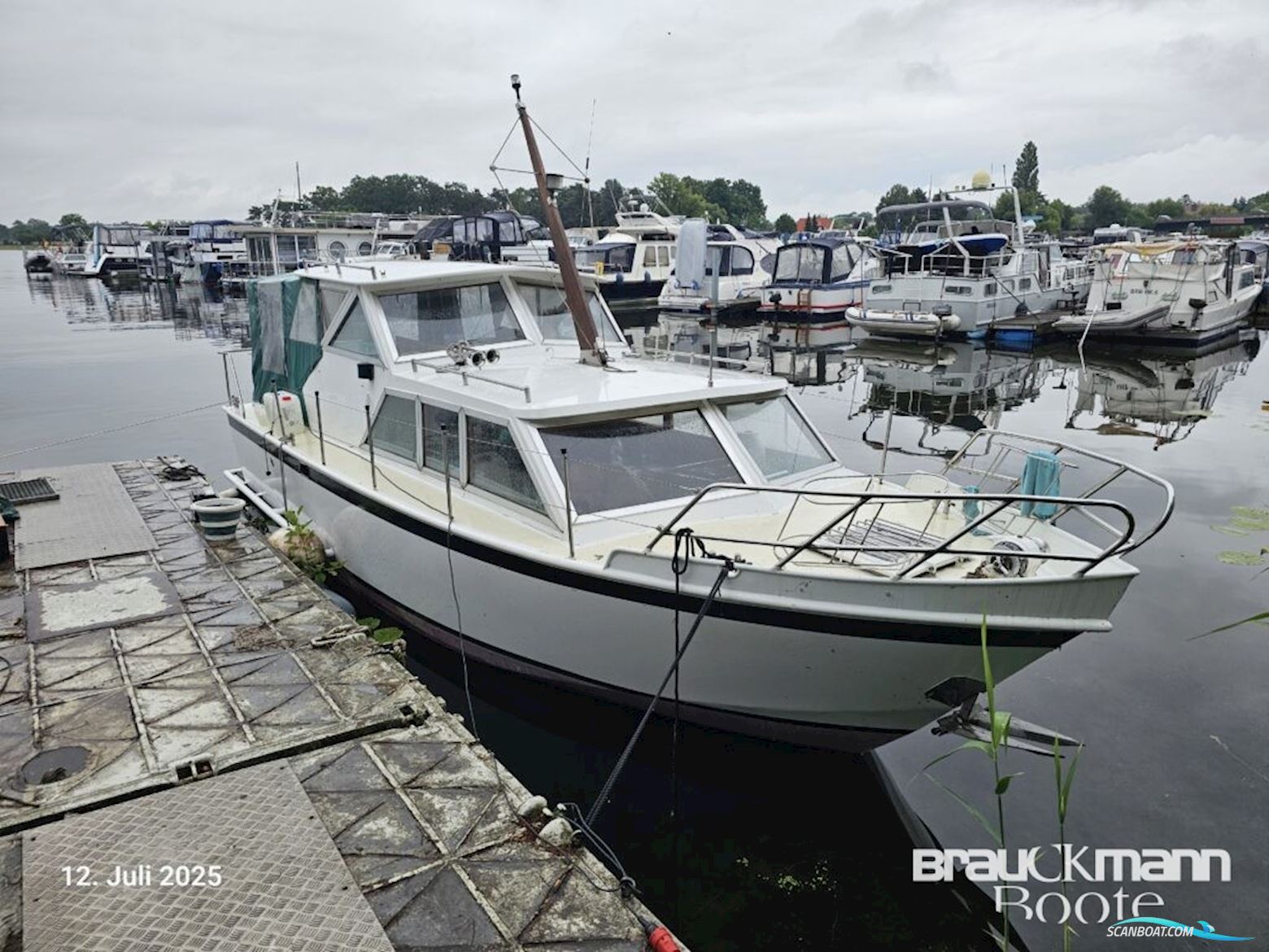 Werft Plaue Sneek Kruiser Motorboat 1980, with Honda engine, Germany