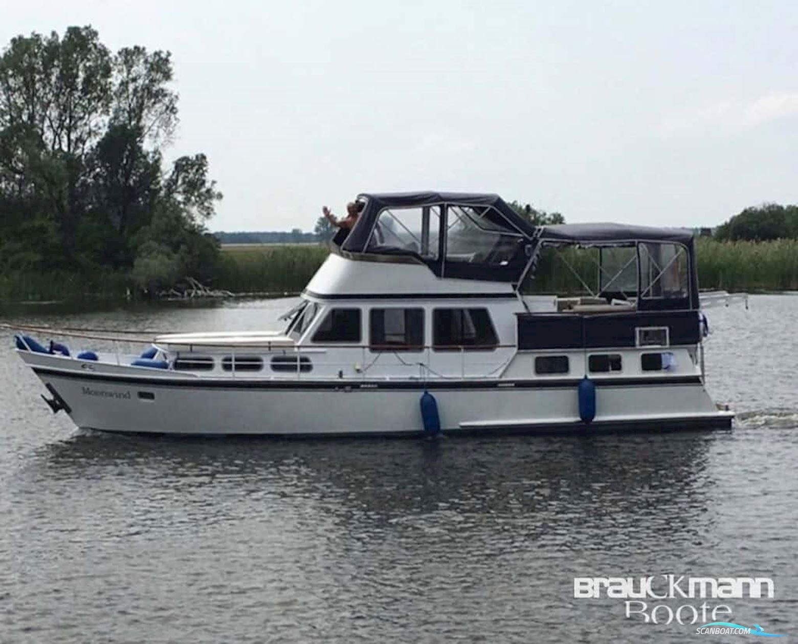 Werftbau Pedro 14.8 Fly Motorboat 1975, with Mercedes engine, Germany