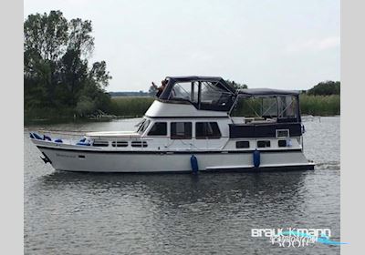 Werftbau Pedro 14.8 Fly Motorboat 1975, with Mercedes engine, Germany