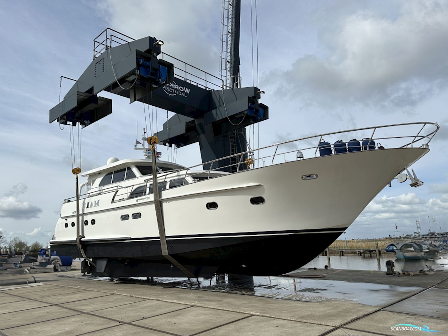 Wim Van Der Valk Continental 1960 Motorboat 2006, with Volvo Penta engine, The Netherlands