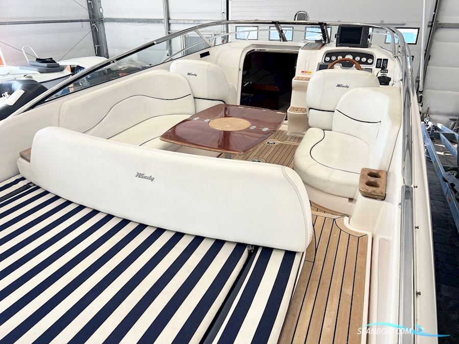 Windy 28 Ghibli