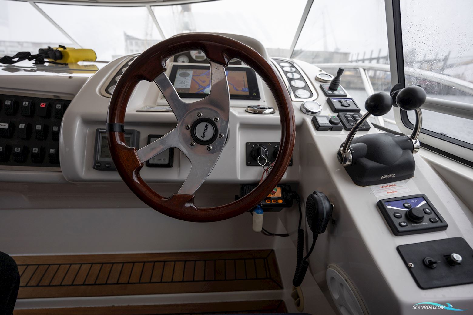 Windy 37 Grand Mistral HT (2008) | 410h | Twin Volvo Penta KAD300 | Immaculate Condition | One Owner