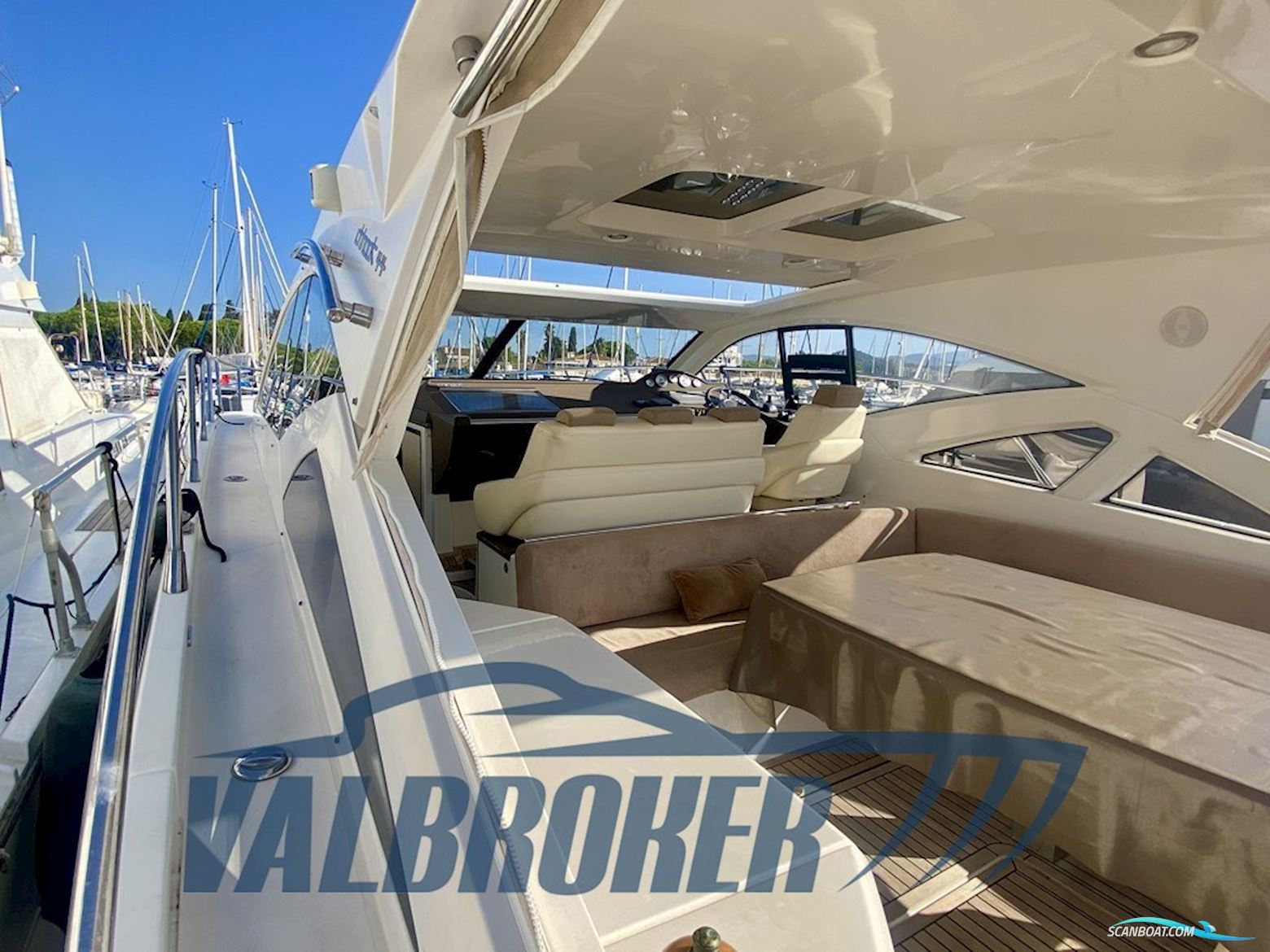 Windy Boats 44 Chinook