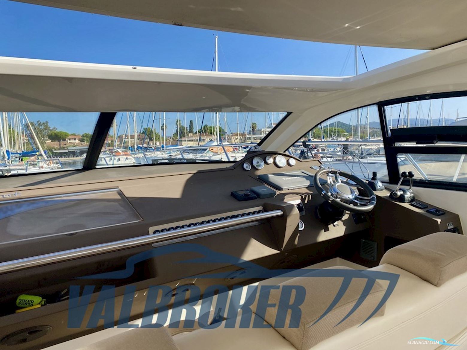 Windy Boats 44 Chinook