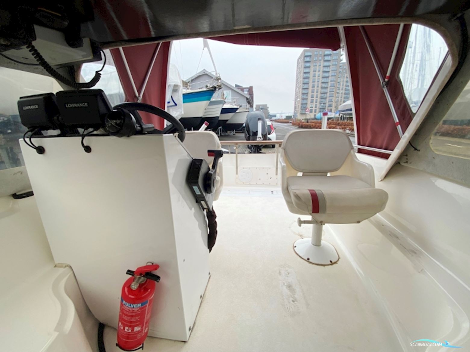 With 528 HT Hardtopbåd