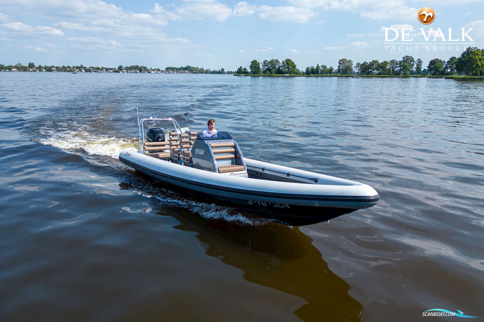 X-Craft R808 Motorboat 2015, with Mercury engine, The Netherlands
