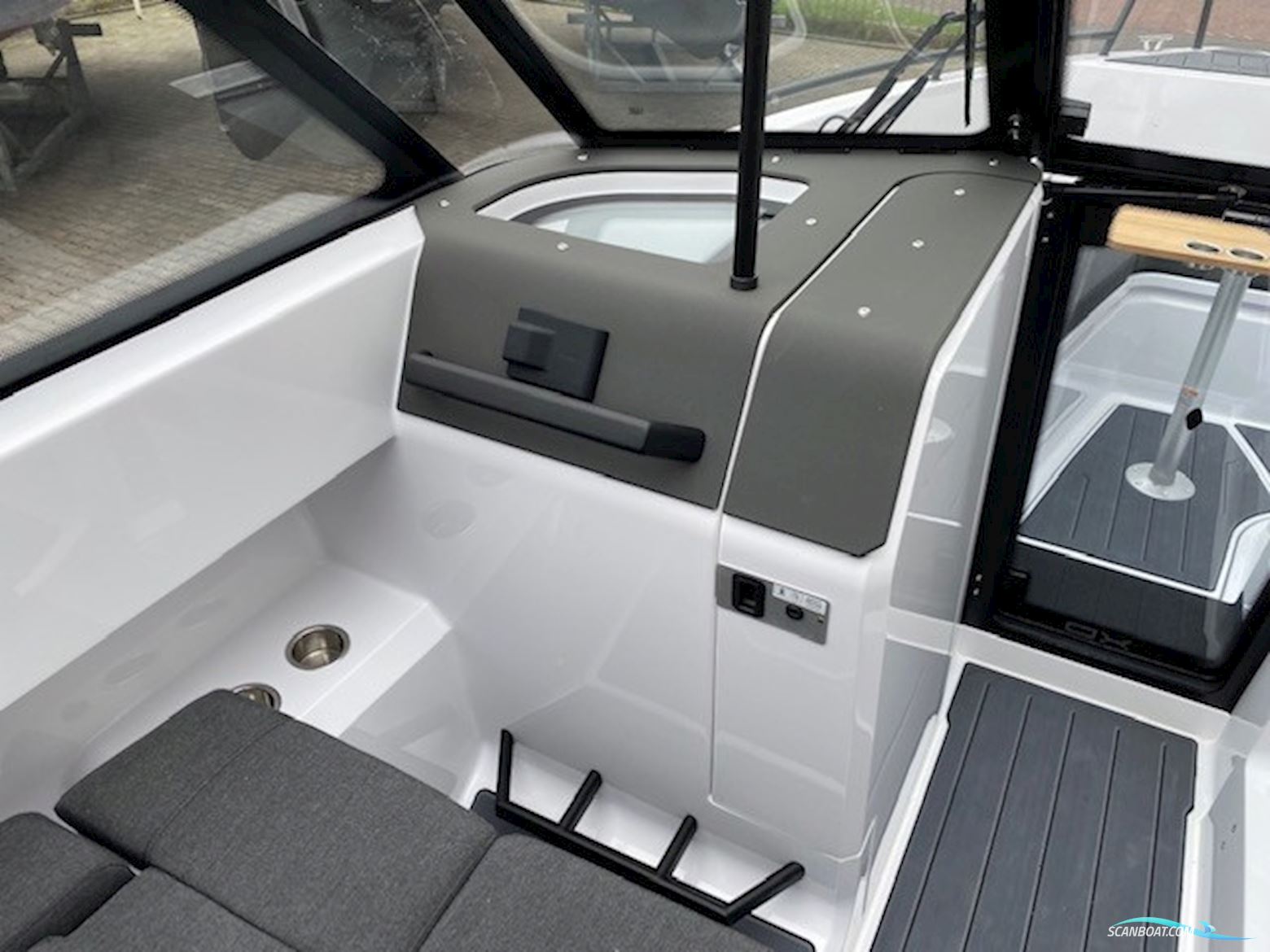 XO BOATS dscvr 9 targa