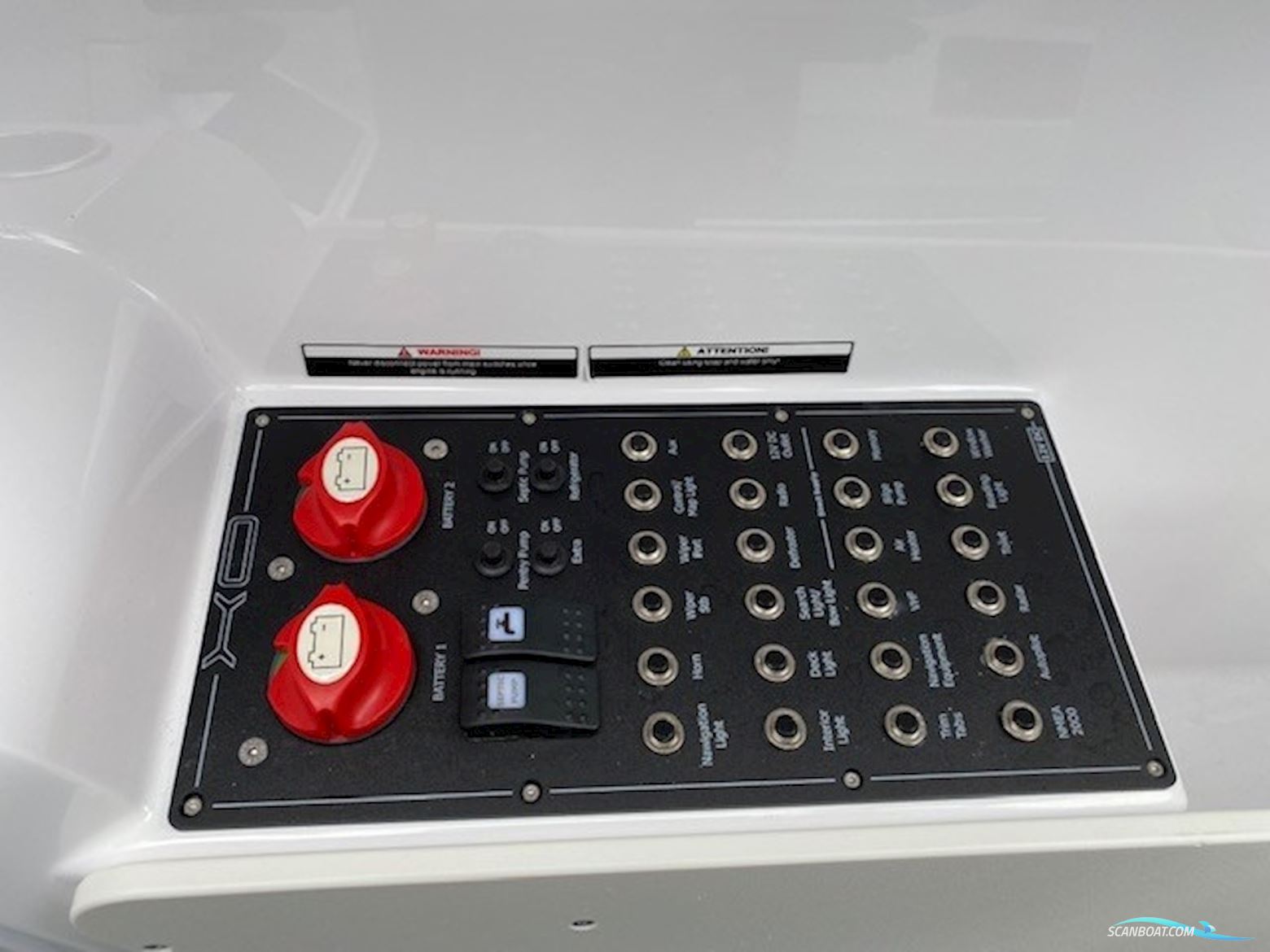 XO BOATS dscvr 9 targa