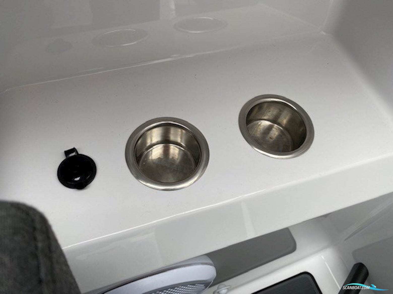 XO BOATS dscvr 9 targa