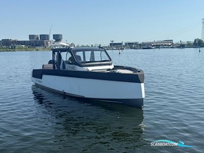XO Dfndr A8 Motorboat 2025, with Mercury engine, The Netherlands