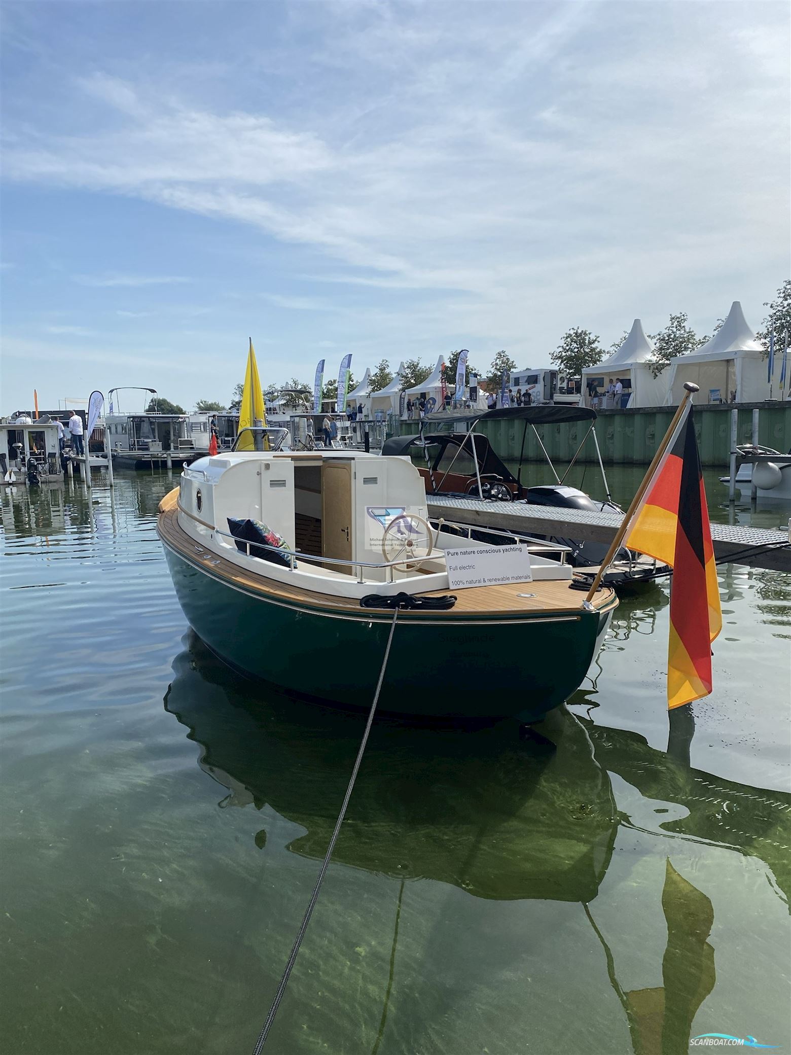 Yachtwerft Hamburg GmbH Elektro Tuckerboot 22f