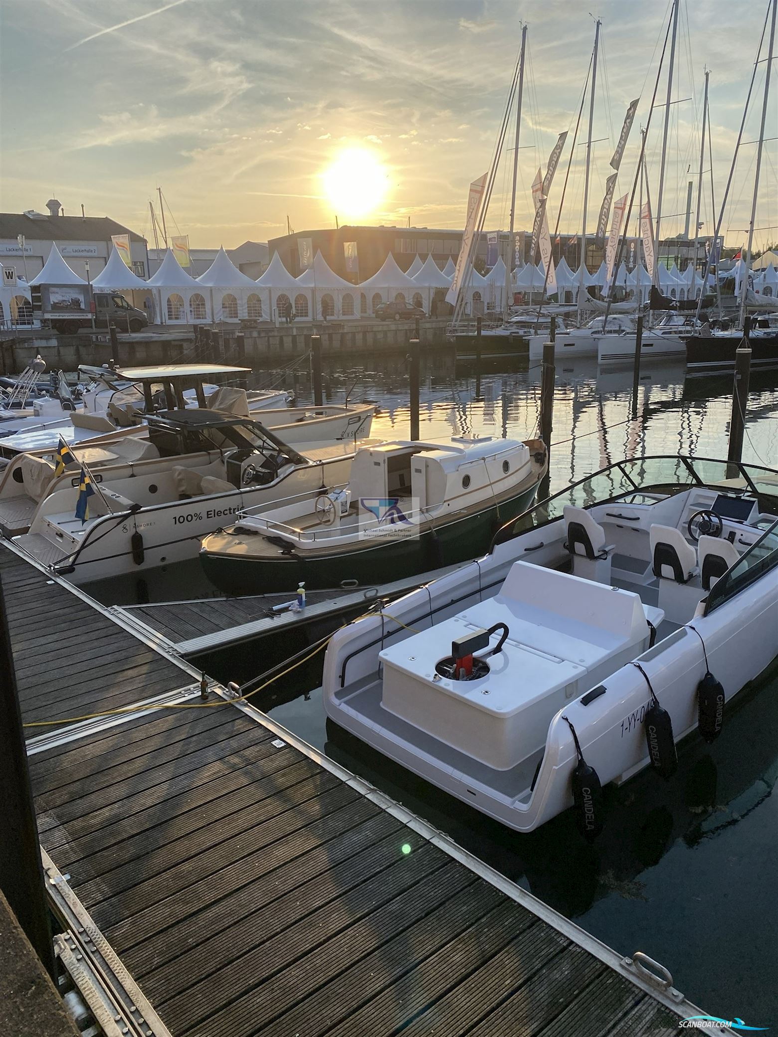 Yachtwerft Hamburg GmbH Elektro Tuckerboot 22f