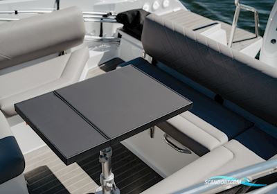 Yamarin 88 DC, Deluxpaket, Xto 425 Motorboat 2023, with Yamaha Xto 425 engine, Germany